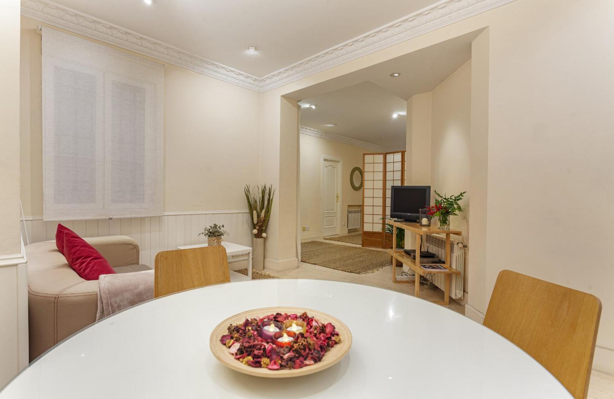Apartamento Prado En Madrid Exterior photo